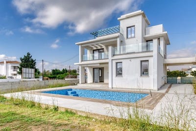 /international/cy/perivolia-larnaca-310105689961/
