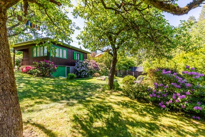 /international/cz/520-na-vrcholu-prague-west-district-central-bohemian-region-310108562387/
