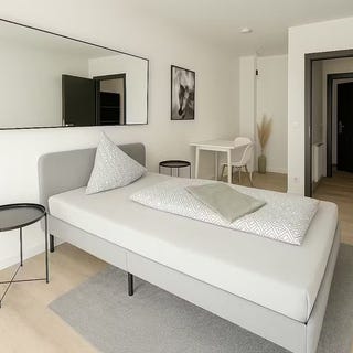 /international/de/fliederstrasse-germering-bavaria-310099946172/