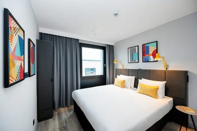 /international/de/amelia-mary-earhart-strasse-frankfurt-am-main-hesse-310100933967/
