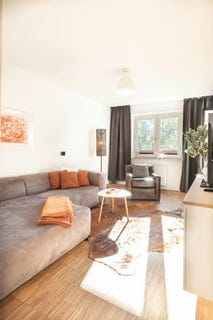 /international/de/neckarstrasse-dusseldorf-north-rhine-westphalia-310097670117/