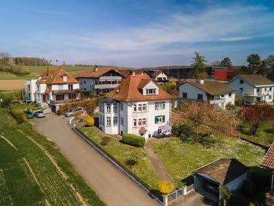 /international/de/busingen-am-hochrhein-baden-wurttemberg-310107410990/