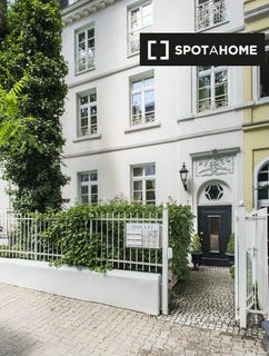 /international/de/frankfurt-hesse-120085327421/