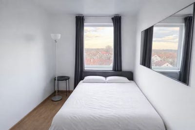 /international/de/romerhofweg-garching-bavaria-310107324301/