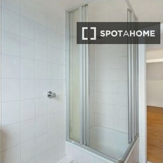 /international/de/dusseldorf-north-rhine-westphalia-310108554912/