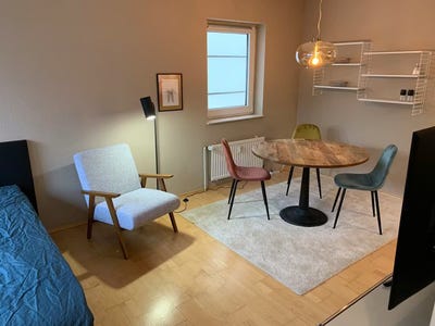 /international/de/zulpicher-strasse-koln-north-rhine-westphalia-310108643814/