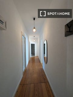 /international/de/frankfurt-hesse-310108558220/