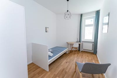 /international/de/bornholmer-strasse-berlin-berlin-310093832473/