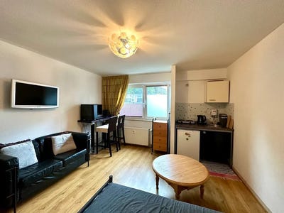 /international/de/munsterstrasse-dusseldorf-north-rhine-westphalia-310101337299/