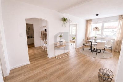 /international/de/konigsbrunn-bavaria-310107901410/