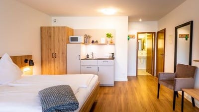/international/de/schwarzwaldstrasse-43-waldkirch-baden-wurttemberg-120088664017/