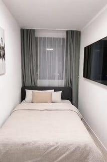 /international/de/romerhofweg-garching-bavaria-310106482360/
