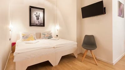 /international/de/marxhofstrasse-unterhaching-bavaria-310093836967/