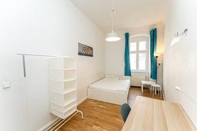 /international/de/boxhagener-strasse-berlin-berlin-310108670329/
