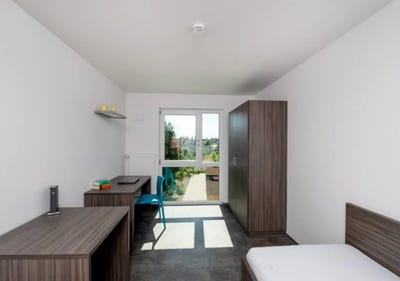 /international/de/ernst-hochholzer-strasse-munich-bavaria-310101440569/