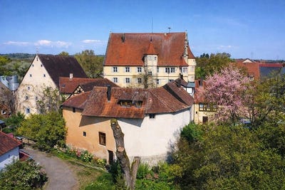 /international/de/hirrlingen-baden-wurttemberg-310108483384/