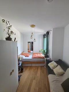 /international/de/gmunder-strasse-munich-bavaria-310108419187/