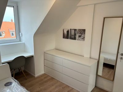 /international/de/schwarenbergstrasse-stuttgart-baden-wurttemberg-310107914576/