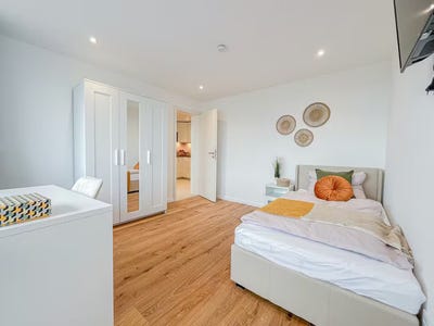 /international/de/engadiner-strasse-munich-bavaria-310107520496/