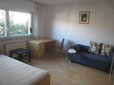 /international/de/breslauer-strasse-eschborn-hesse-310093832195/