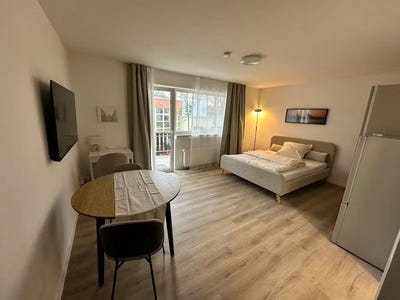 /international/de/alteburger-wall-koln-north-rhine-westphalia-310106603983/