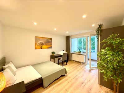 /international/de/zuricher-strasse-munich-bavaria-310107360517/