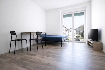 /international/de/neckarstrasse-stuttgart-baden-wurttemberg-310108243401/