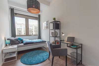 /international/de/fritz-erler-strasse-munich-bavaria-310107321172/