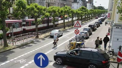 /international/de/luegallee-dusseldorf-north-rhine-westphalia-310095794796/