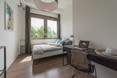 /international/de/fritz-erler-strasse-munich-bavaria-310107323724/