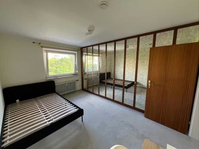 /international/de/theodor-heuss-strasse-oberschleissheim-bavaria-310104205541/