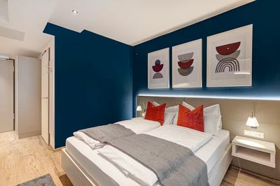 /international/de/clarita-bernhard-strasse-munich-bavaria-310093833045/