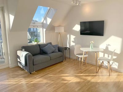 /international/de/robinienweg-leipzig-saxony-310096563365/