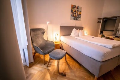 /international/de/pariser-strasse-berlin-berlin-310099709971/