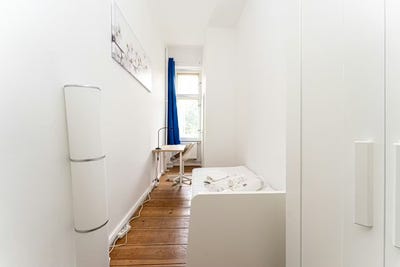 /international/de/bornholmer-strasse-berlin-berlin-310093867811/