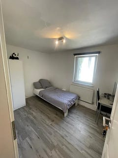 /international/de/lochhausener-strasse-munich-bavaria-310099946455/