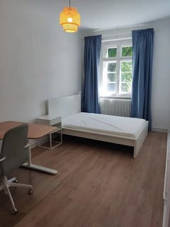 /international/de/hindenburgdamm-berlin-berlin-310093862586/