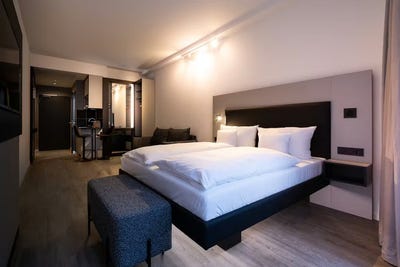 /international/de/martinstrasse-esslingen-baden-wurttemberg-310093825176/