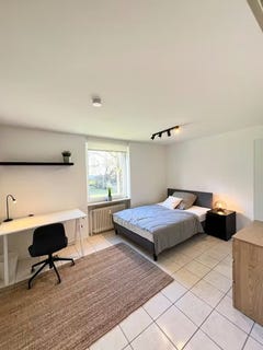/international/de/von-stauffenberg-strasse-unterhaching-bavaria-310093842639/