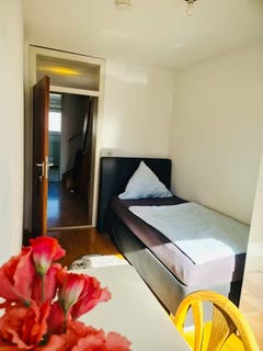 /international/de/elfriedenstrasse-munich-bavaria-310107322991/