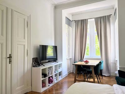 /international/de/kaiser-friedrich-strasse-berlin-berlin-310109076512/
