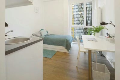 /international/de/baierbrunner-str-50-munich-bavaria-310105648330/