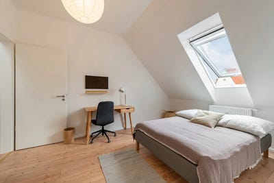 /international/de/uferstrasse-berlin-berlin-310099940773/?lang=zh-cn