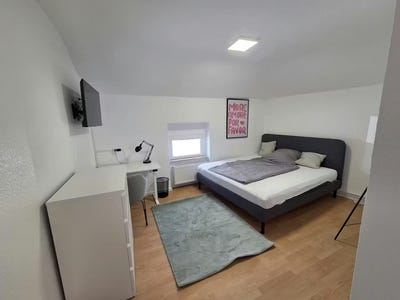 /international/de/uhlandstrasse-frankfurt-am-main-hesse-310104204621/