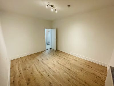 /international/de/duisburger-strasse-stuttgart-baden-wurttemberg-310107361644/