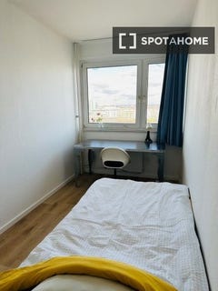 /international/de/cologne-north-rhine-westphalia-310108563638/