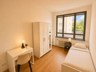 /international/de/geleitsstrasse-offenbach-hesse-310108969019/