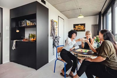 /international/de/stralsunder-strasse-berlin-berlin-310098578342/