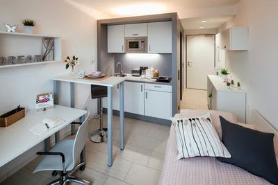 /international/de/adalbertstrasse-frankfurt-am-main-hesse-310100874682/