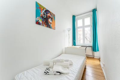 /international/de/bornholmer-strasse-berlin-berlin-310108670987/